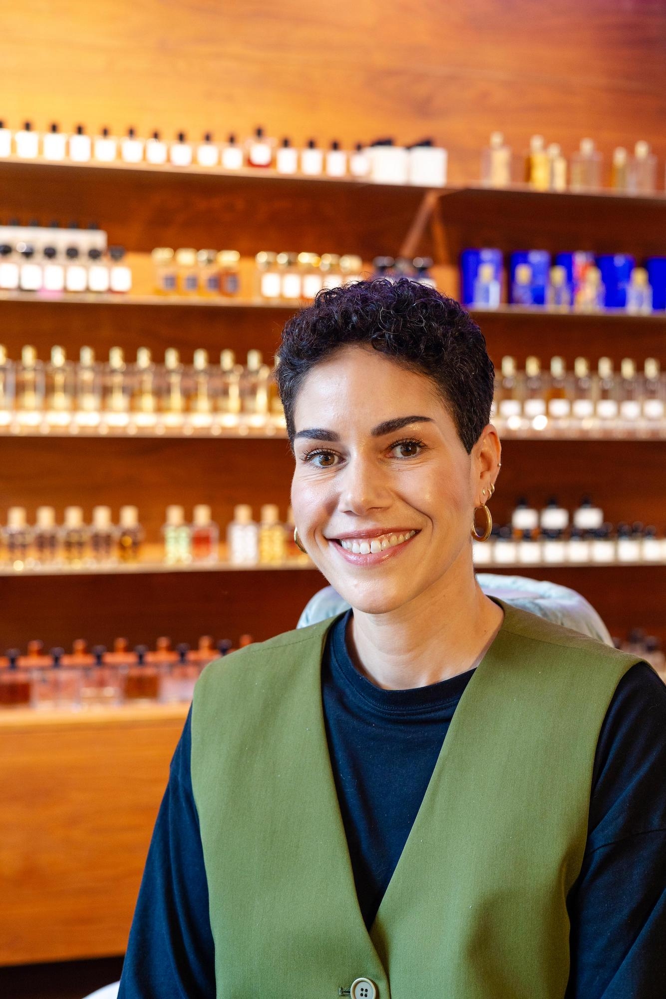 Karima - Perfume Lounge - lowres