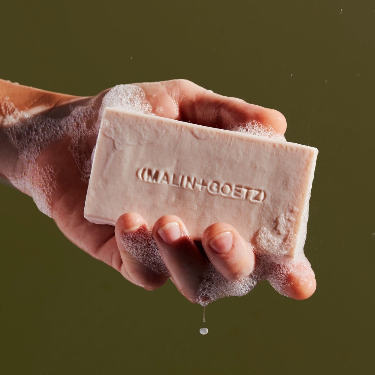 Malin + Goetz - Vitamin b5 hydrating bar strawberry