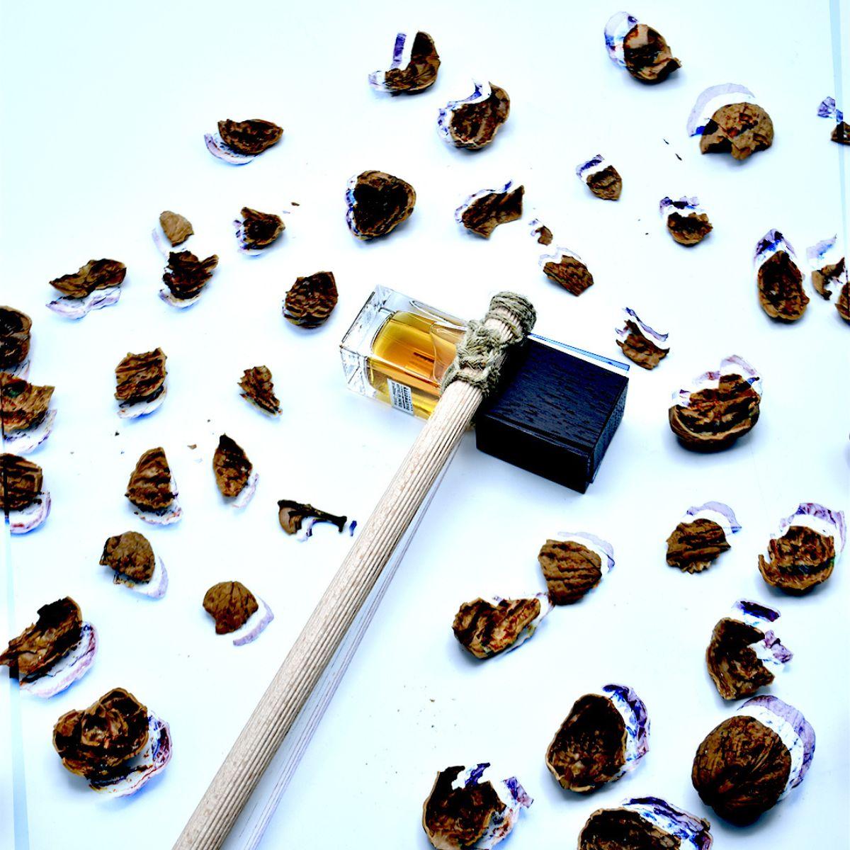 Image of Duro extrait de parfum 30 ml by the perfume brand Nasomatto