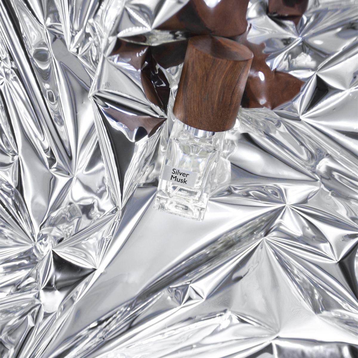 Image of Silver Musk extrait de parfum 30 ml by the perfume brand Nasomatto