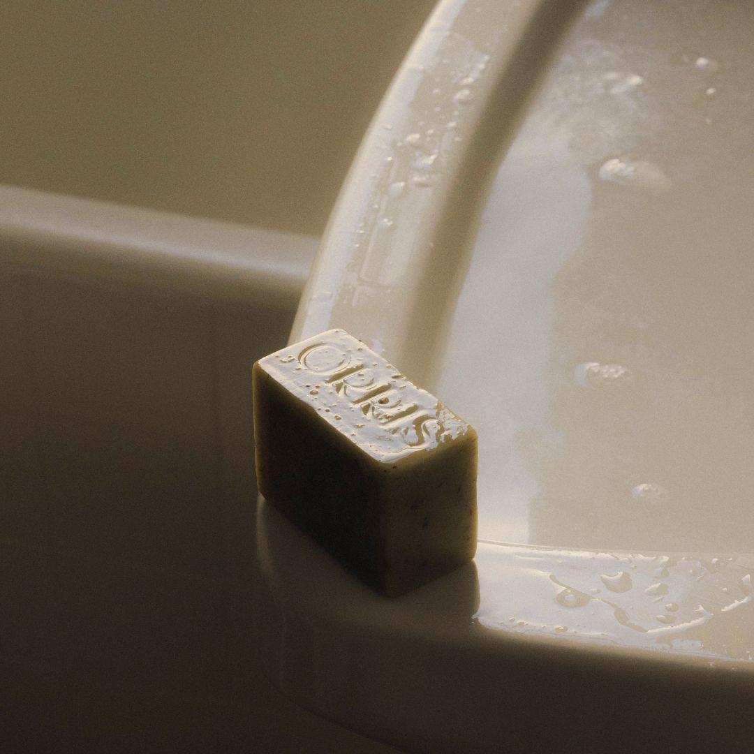 ORRIS - LE SOLISTE Soap bar