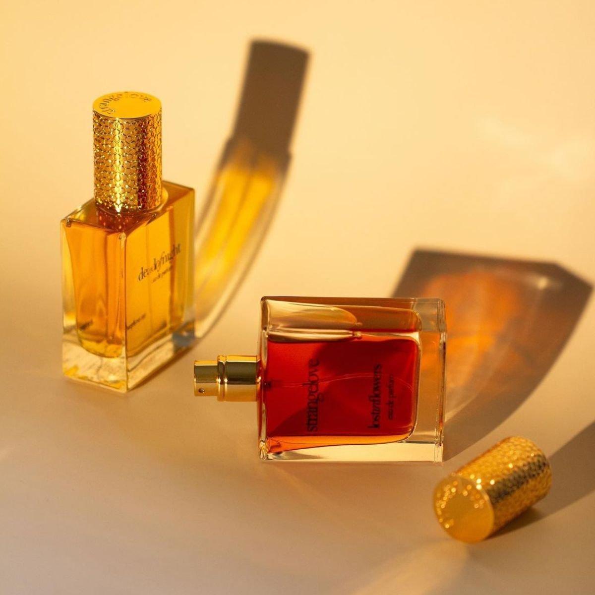 Image of deadofnight and lostinflowers by the Strangelove