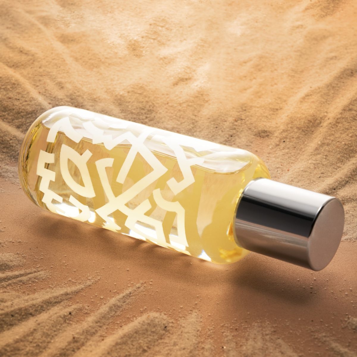 Image of the perfume Cycle 002 by the perfume brand Violet